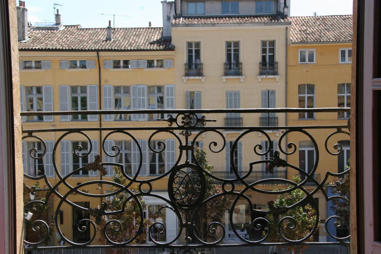 Les Suites Du Cours & Spa Aix-en-Provence Exterior foto